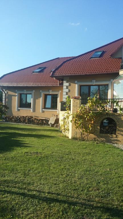Gosciniec Sloneczny Hotel Drzonków Eksteriør billede