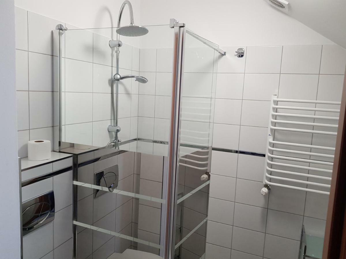Gosciniec Sloneczny Hotel Drzonków Eksteriør billede