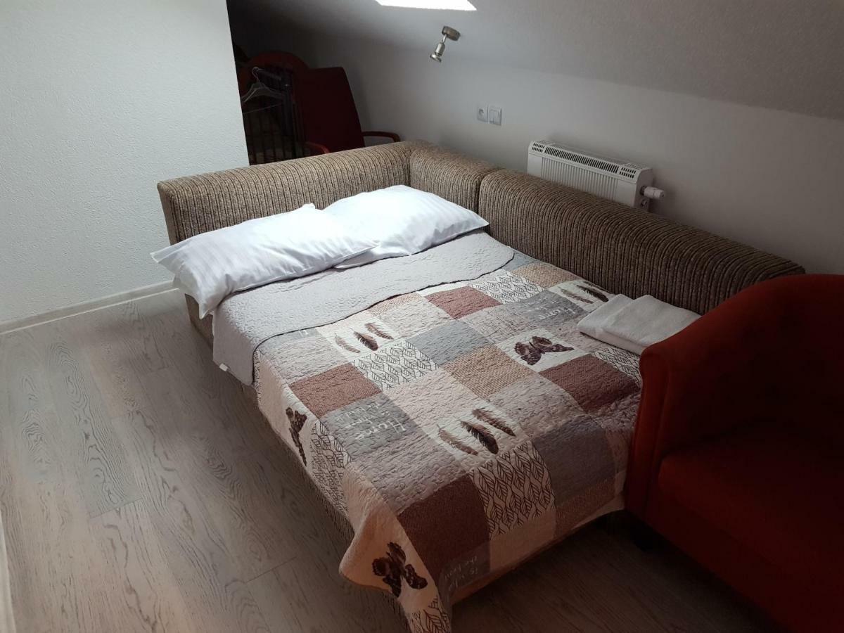 Gosciniec Sloneczny Hotel Drzonków Eksteriør billede