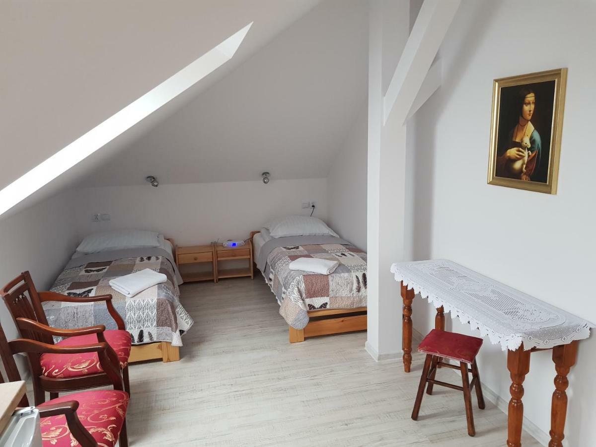 Gosciniec Sloneczny Hotel Drzonków Eksteriør billede