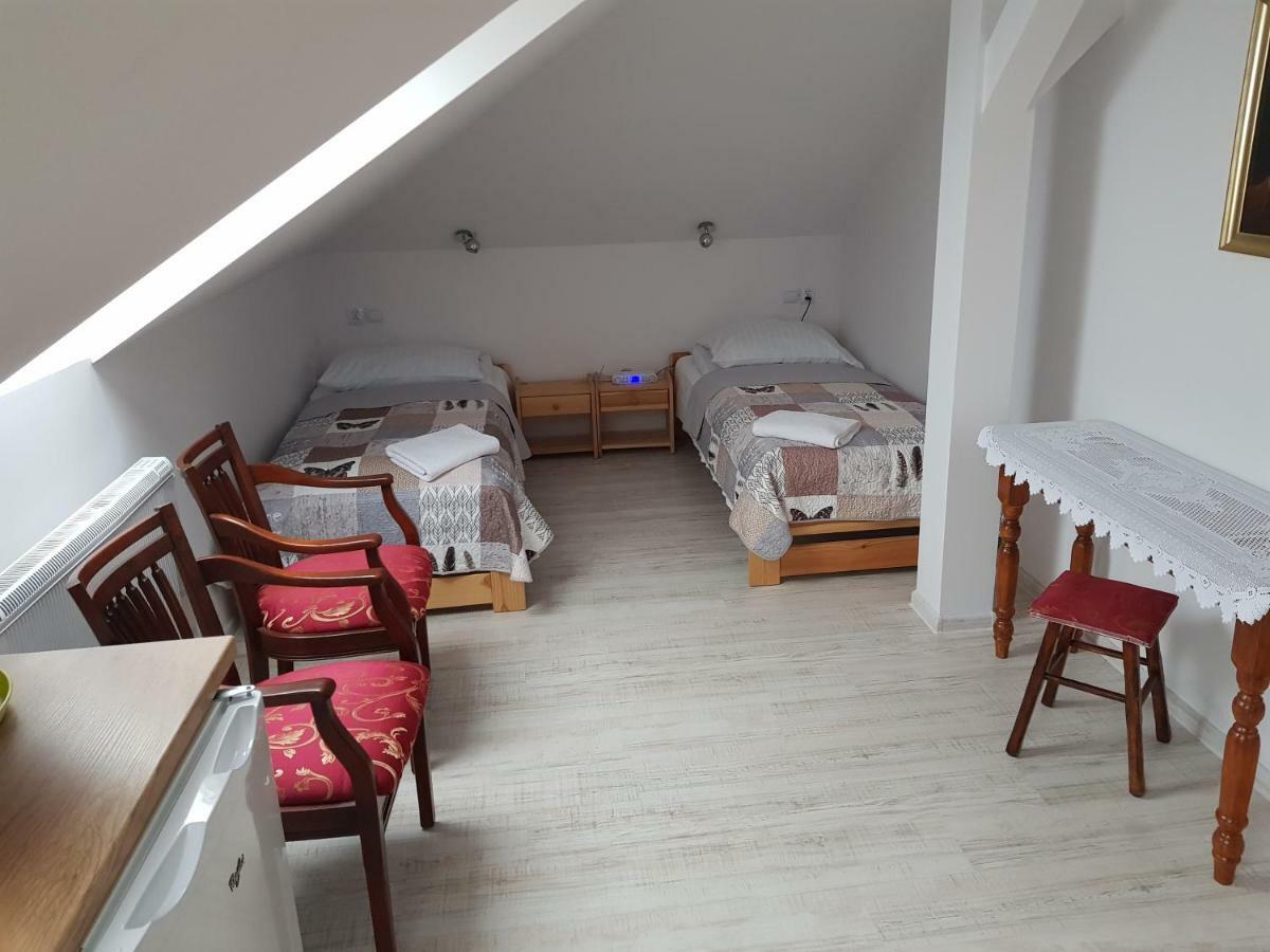Gosciniec Sloneczny Hotel Drzonków Eksteriør billede