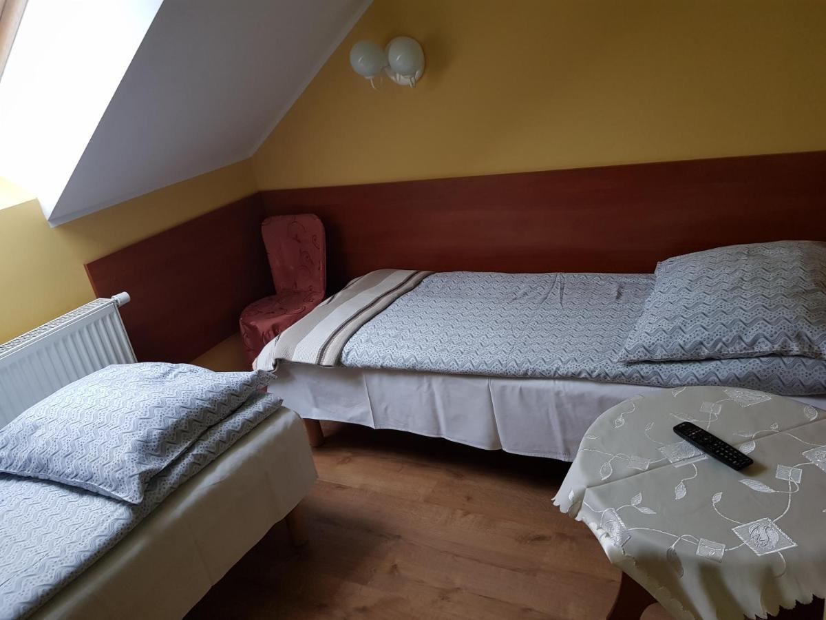 Gosciniec Sloneczny Hotel Drzonków Eksteriør billede